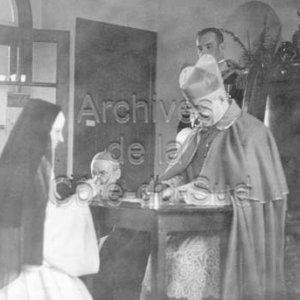 Le cardinal Jean-Marie-Rodrigue Villeneuve &agrave; l&rsquo;H&ocirc;tel-Dieu de Qu&eacute;bec