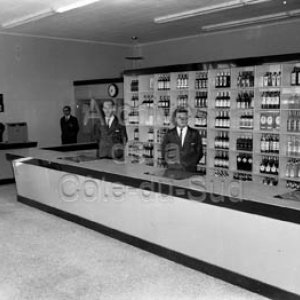 Employ&eacute;s de la R&eacute;gie des alcools