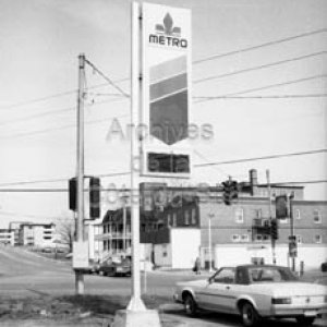 Enseigne du magasin d&rsquo;alimentation M&eacute;tro