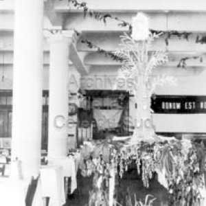 Le r&eacute;fectoire lors du banquet du centenaire du Coll&egrave;ge de Sainte-Anne &agrave; La Pocati&egrave;re