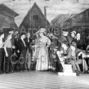 Pi&egrave;ce de th&eacute;&acirc;tre, Notre-Dame de la Mou&iuml;se, jou&eacute;e par des &eacute;l&egrave;ves au Coll&egrave;ge de Sainte-Anne &agrave; La Pocati&egrave;re