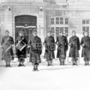 Le Corps de clairon du Corps d&rsquo;entra&icirc;nement des officiers canadiens (CEOC Laval) du Coll&egrave;ge de Sainte-Anne &agrave; La Pocati&egrave;re
