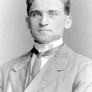 L&eacute;on Destroismaisons