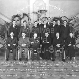 Cours sp&eacute;cial des boursiers 1941-1948