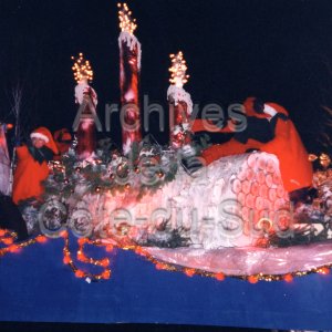 La parade du p&egrave;re No&euml;l &agrave; La Pocati&egrave;re