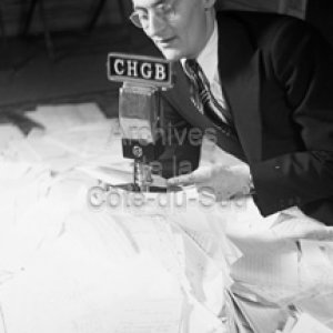 Charles-Auguste Ouellet, animateur au poste radiophonique CHGB